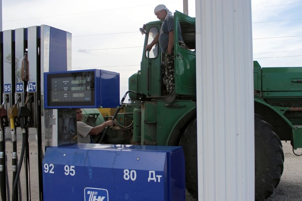 Hausse des prix et pénuries locales : les agriculteurs se plaignent de problèmes de carburant en pleine période des semis