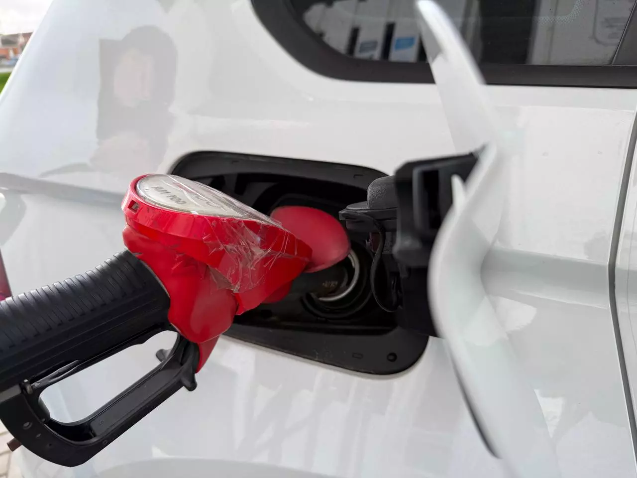 Quand le gazole sera-t-il disponible dans toutes les stations-service et à quels prix ? Avis des experts "RG".
